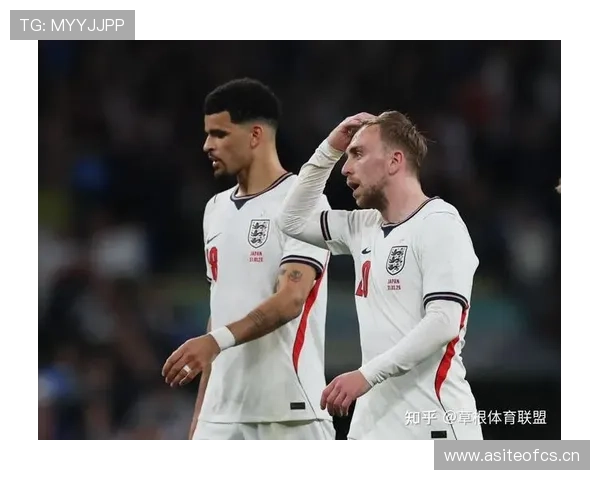 沃特金斯与凯恩的英格兰首发之争：战术角色与进球效率如何体现差异